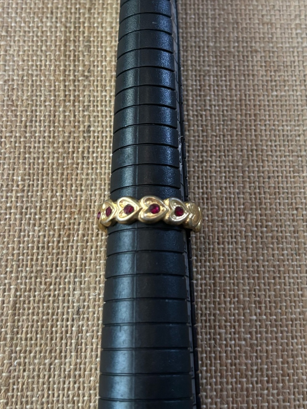 Avon Vintage Gold Tone W Crystals Heart To Heart 1992 Size 8.5 Ring